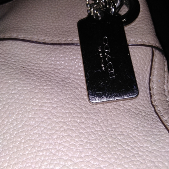 Coach peebled leather bag - Picture 6 of 7